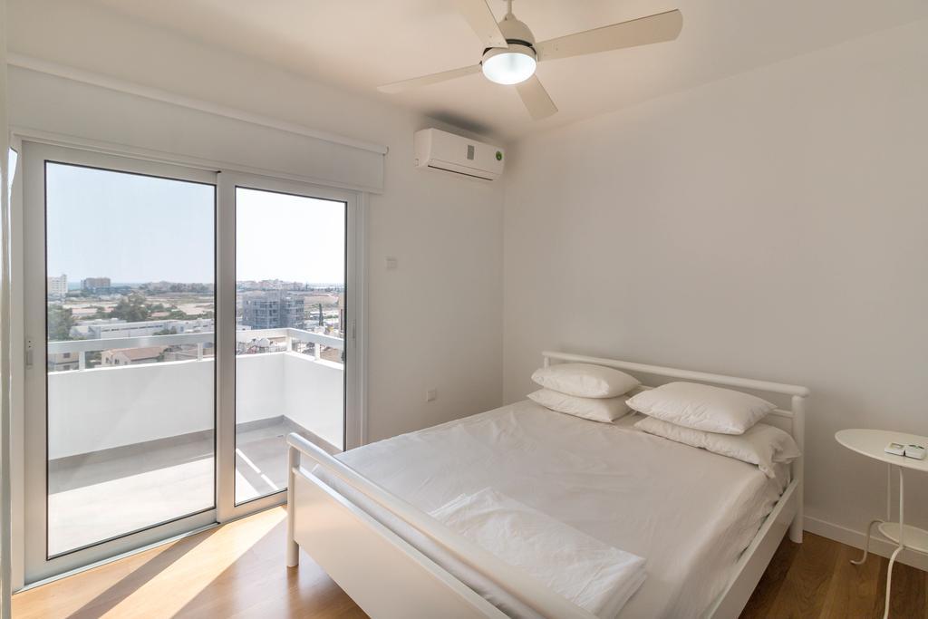 Limanaki Beach Aparment Larnaca Room photo